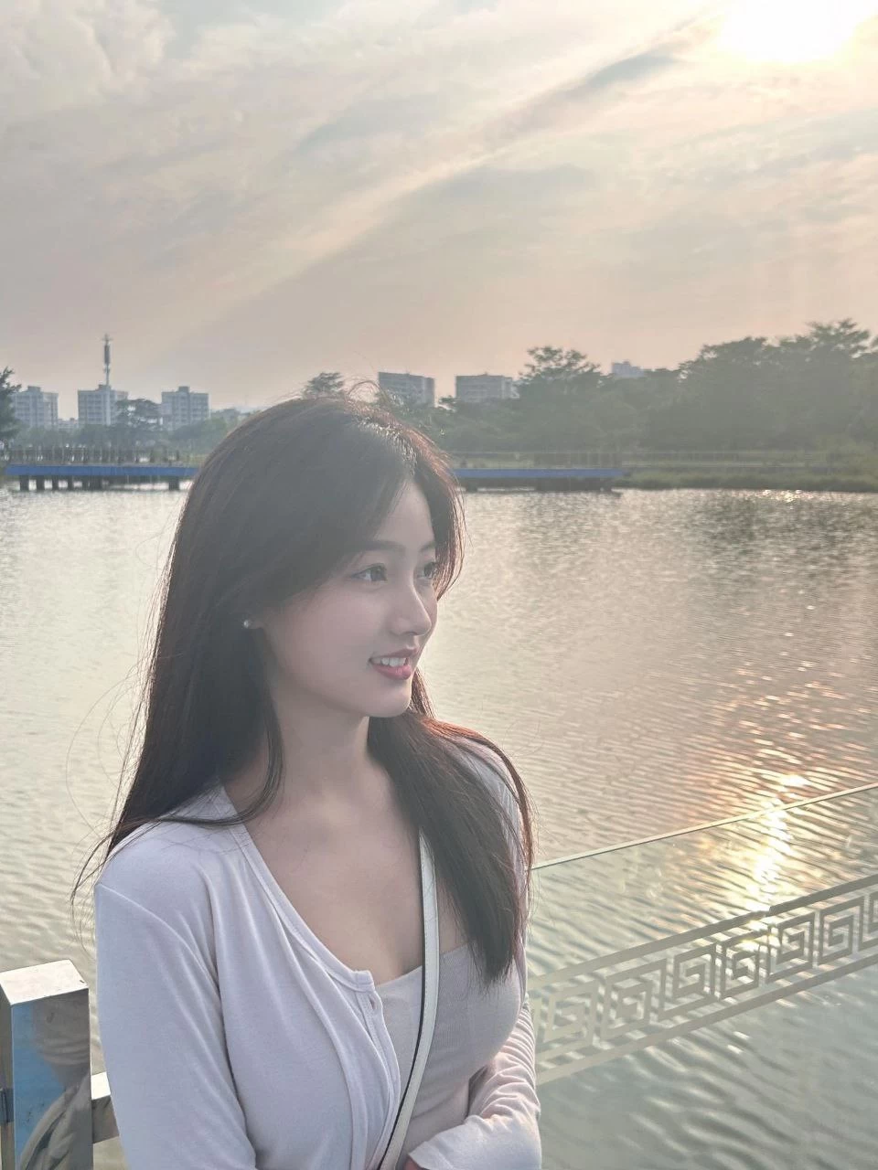 深圳高端外围w255，探索未来，人工智能在医疗诊断中的潜力与挑战