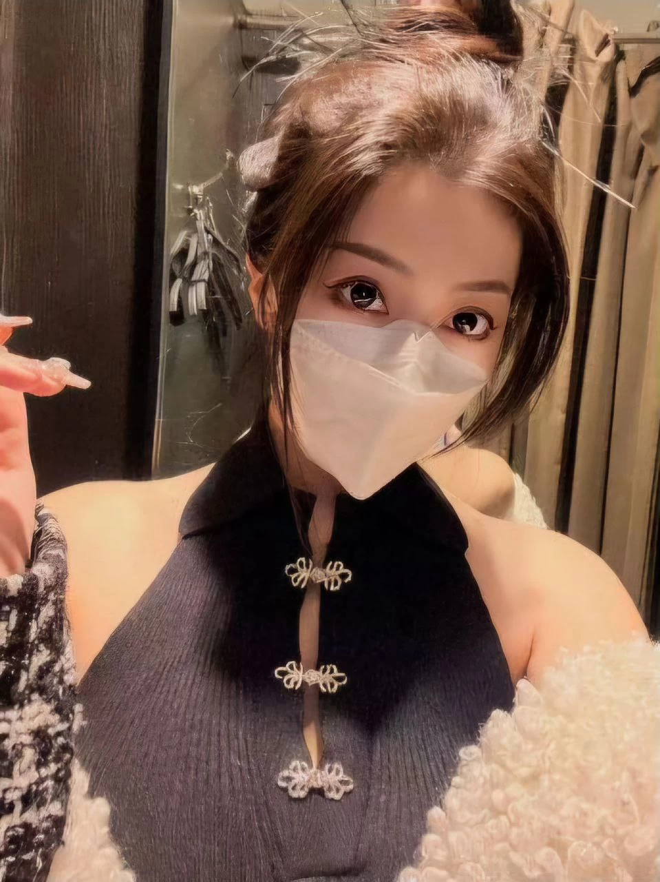 关于一品香论坛ypx69登录_佛山学生兼职qm女的信息